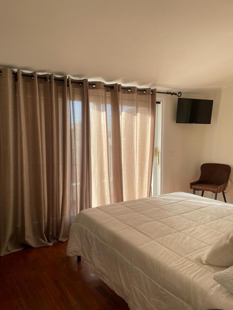 Excellent Rooms Paola'S Ольбия Экстерьер фото