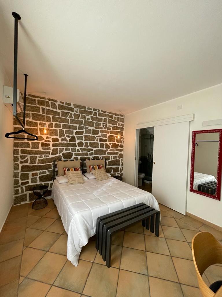 Excellent Rooms Paola'S Ольбия Экстерьер фото